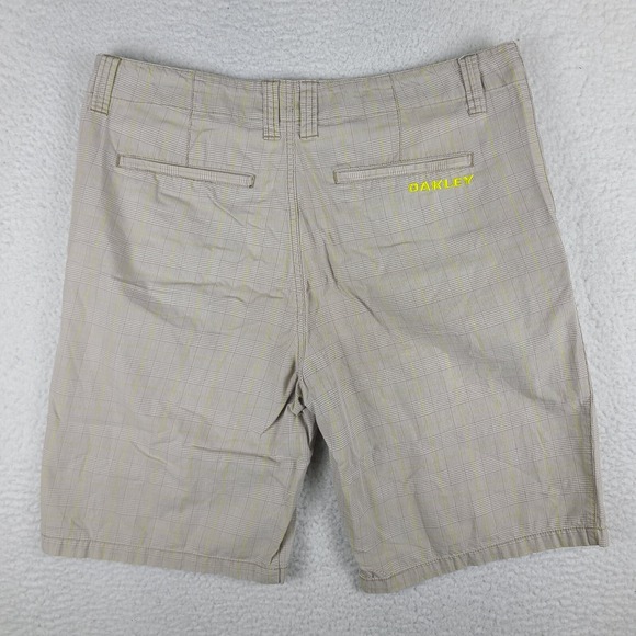 Oakley Shorts Mens 36 Beige Tan Brown Yellow Plaid 10" Inseam Casual Golf Chino - Picture 12 of 14